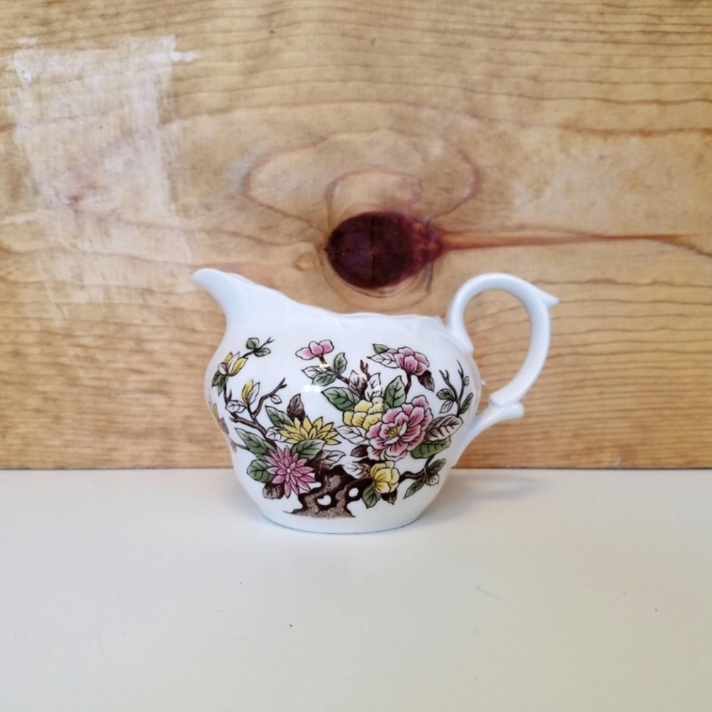 Vintage Stylehouse Indian Tree Creamer Bowl